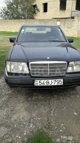 Mercedes E 200 1992, 608,000 km - 2.0 l - Bakı