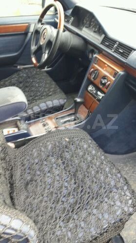 Mercedes E 200 1992, 608,000 km - 2.0 l - Bakı