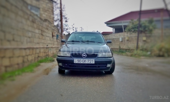 Opel Astra 1997, 262,327 km - 1.6 л - Bakı