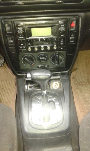 Volkswagen Passat 2002, 2,241 km - 0.2 l - Bakı