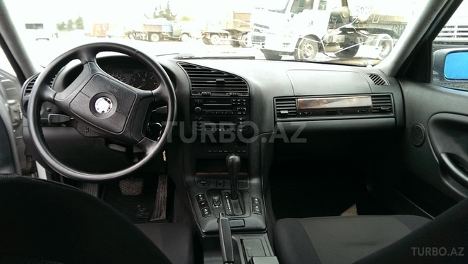 BMW 318 1998, 230,000 km - 1.8 л - Bakı