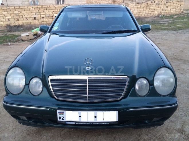 Mercedes E 240 1999, 240,000 km - 2.4 l - Bakı