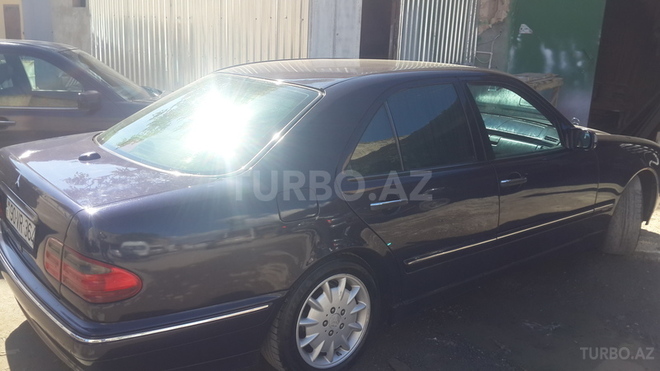 Mercedes E 230 1996, 24,567 km - 0.2 l - Bakı