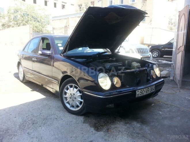 Mercedes E 230 1996, 24,567 km - 0.2 l - Bakı