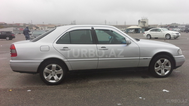 Mercedes C 200 1996, 354,000 km - 2.0 l - Bakı