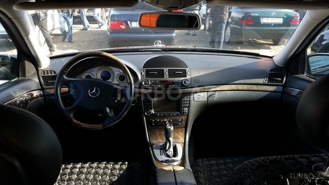 Mercedes E 320 2002, 246,000 km - 3.2 l - Gəncə