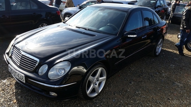 Mercedes E 320 2002, 246,000 km - 3.2 l - Gəncə