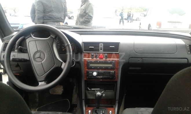 Mercedes C 200 1997, 157,000 km - 2.0 л - Bakı