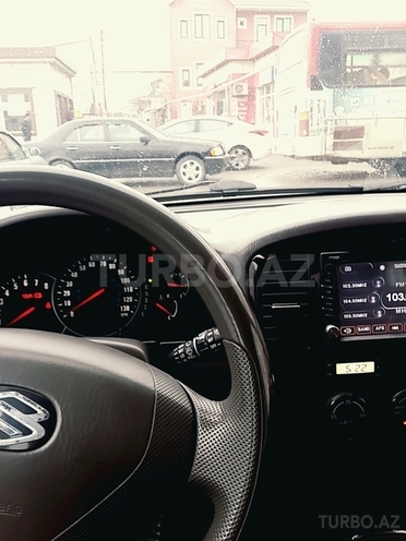 Suzuki  2003, 175,000 km - 2.7 л - Xırdalan