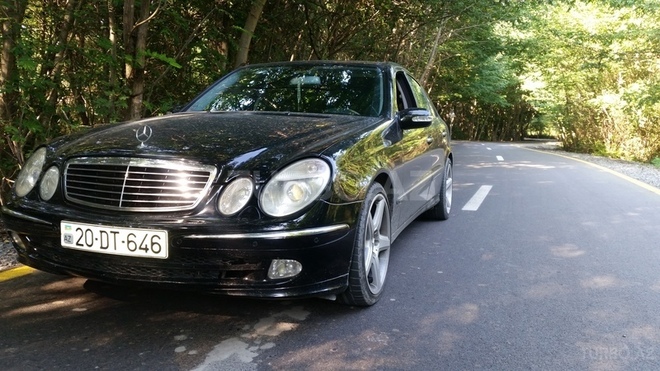 Mercedes E 320 2002, 246,000 km - 3.2 l - Gəncə