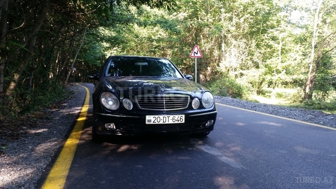 Mercedes E 320 2002, 246,000 km - 3.2 l - Gəncə