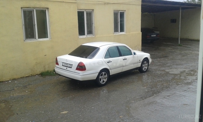 Mercedes C 180 1994, 364,000 km - 1.8 l - Bakı