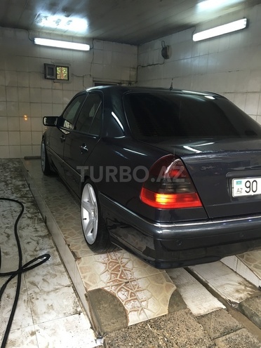 Mercedes C 220 1999, 274,298 km - 2.2 l - Bakı