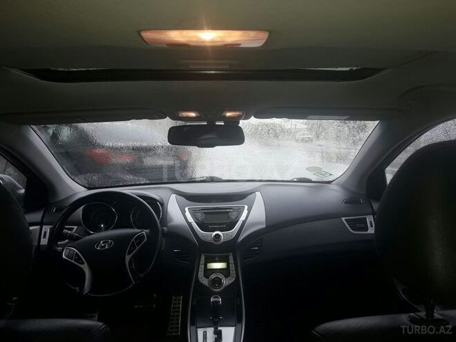 Hyundai Elantra 2012, 54,000 km - 1.8 l - Şabran