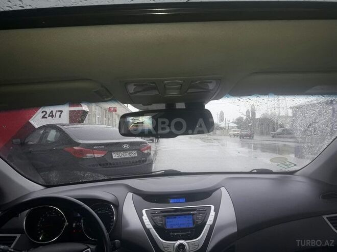 Hyundai Elantra 2012, 54,000 km - 1.8 l - Şabran
