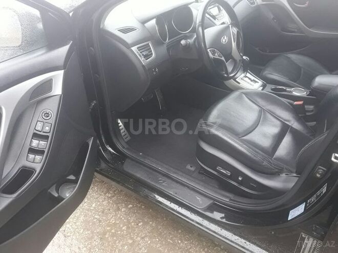 Hyundai Elantra 2012, 54,000 km - 1.8 l - Şabran