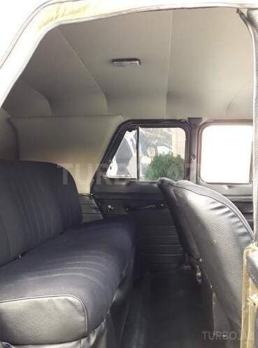 UAZ 469 1987, 270,000 km - 2.4 l - Şabran