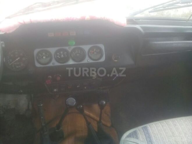UAZ 31514 1996, 77,000 km - 2.6 l - Qusar
