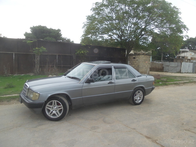 Mercedes 190 1991, 222,222 km - 2.0 l - Sumqayıt