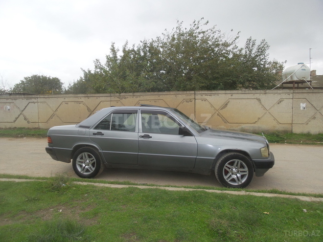 Mercedes 190 1991, 222,222 km - 2.0 l - Sumqayıt