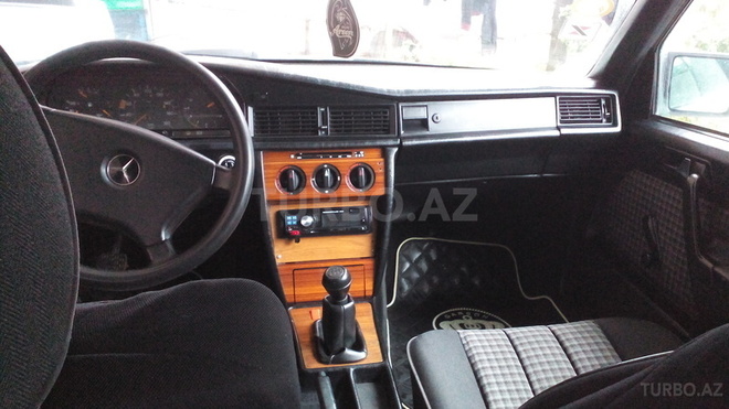 Mercedes 190 1992, 418,634 km - 2.0 l - Bakı