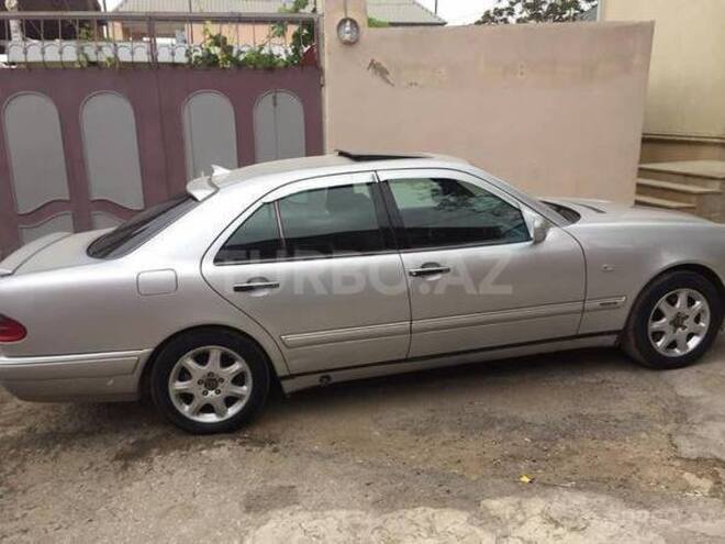 Mercedes E 230 1997, 135,000 km - 2.3 л - Bakı