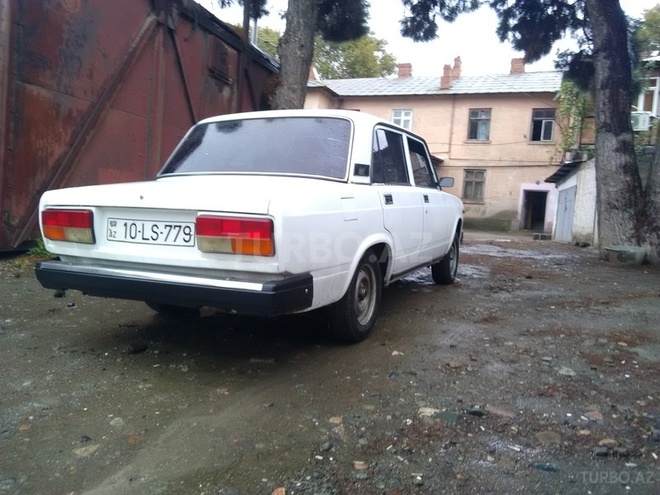 LADA (VAZ) 2107 2003, 290,000 km - 1.6 л - Gəncə