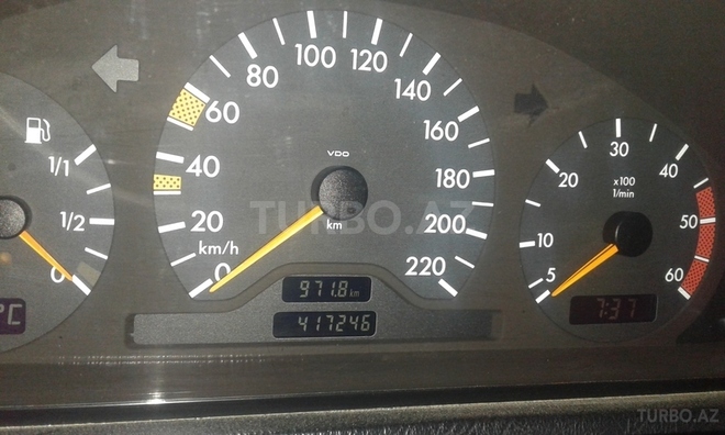 Mercedes C 220 1998, 417,000 km - 2.2 l - Bakı