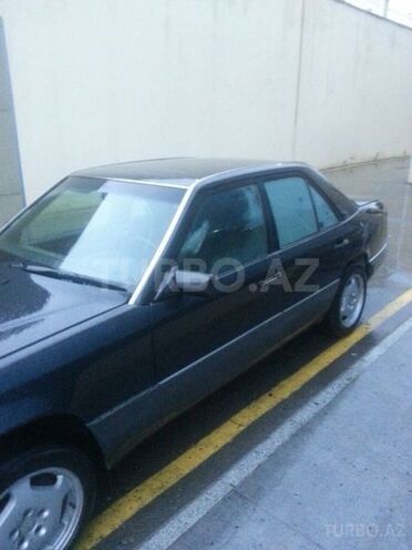 Mercedes E 220 1994, 224,523 km - 0.2 l - Bakı