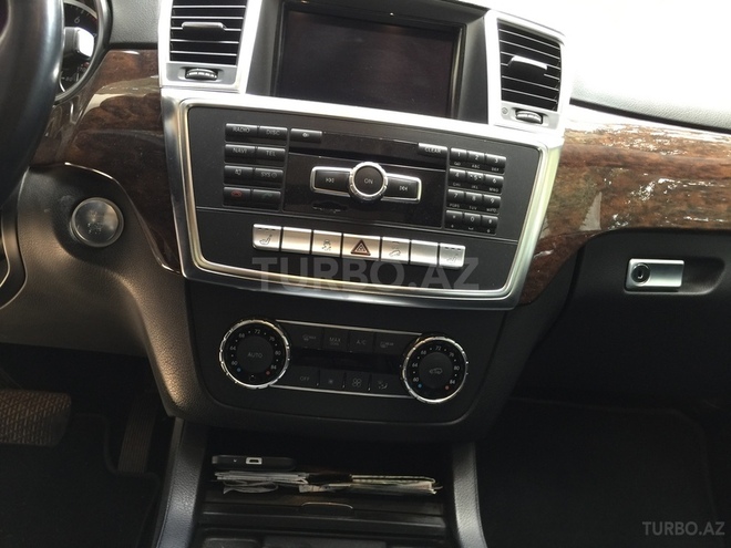 Mercedes ML 350 2011, 150,000 km - 3.5 l - Bakı