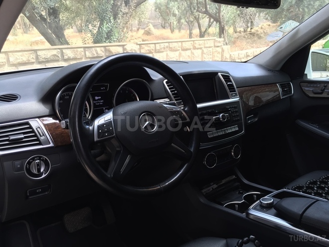 Mercedes ML 350 2011, 150,000 km - 3.5 l - Bakı
