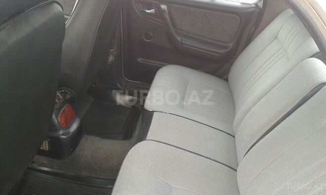 GAZ 31105 2005, 112,000 km - 2.3 l - Qusar