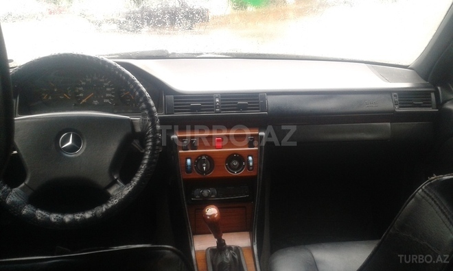 Mercedes C 230 1991, 230,000 km - 0.2 l - Bakı