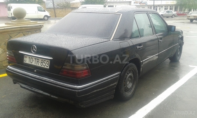 Mercedes C 230 1991, 230,000 km - 0.2 l - Bakı