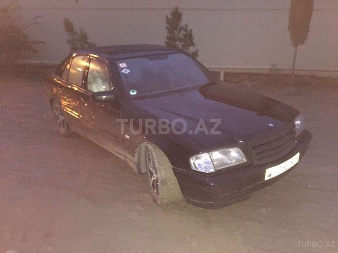 Mercedes C 240 1998, 290,000 km - 2.4 l - Bakı