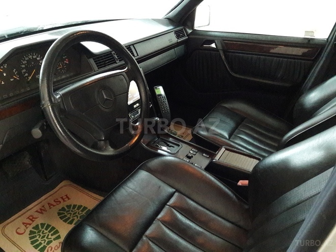 Mercedes E 280 1995, 340,000 km - 2.8 l - Bakı