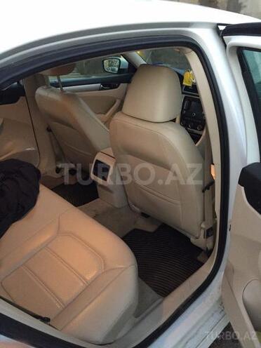 Volkswagen Passat 2013, 47,000 km - 2.5 l - Bakı