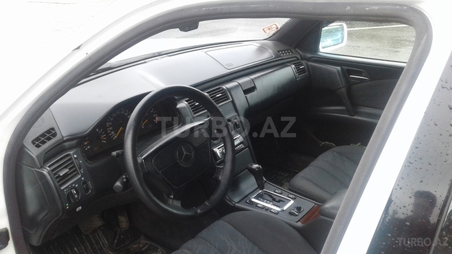 Mercedes E 230 1997, 230,000 km - 2.3 l - Şəmkir