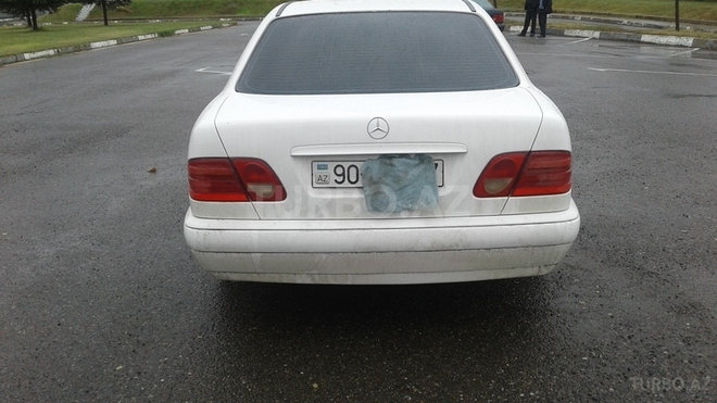 Mercedes E 230 1997, 230,000 km - 2.3 l - Şəmkir