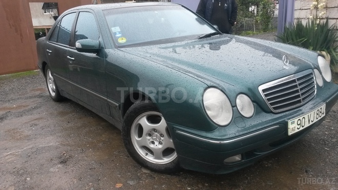 Mercedes E 220 2000, 245,000 km - 2.2 l - Lənkəran