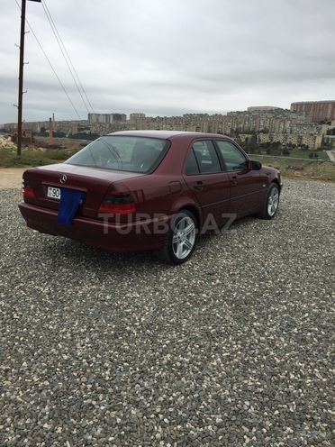 Mercedes C 240 1999, 260,000 km - 2.4 l - Bakı