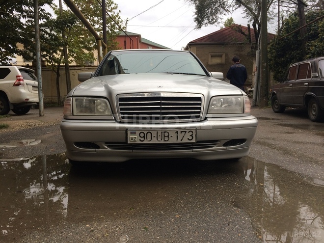 Mercedes C 180 1999, 139,500 km - 1.8 l - Bakı