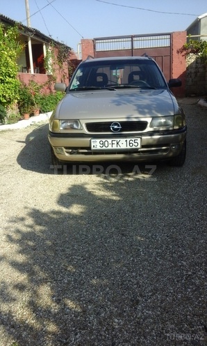 Opel Tigra 1997, 313,000 km - 1.6 л - Bakı