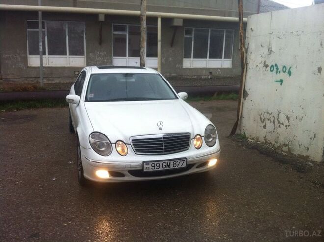 Mercedes E 220 2004, 247,320 km - 2.2 l - Xırdalan