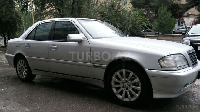 Mercedes C 180 2000, 198,000 km - 1.8 l - Bakı