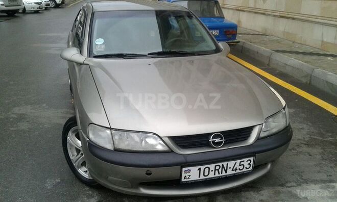 Opel Vectra 1996, 330,000 km - 1.8 l - Bakı