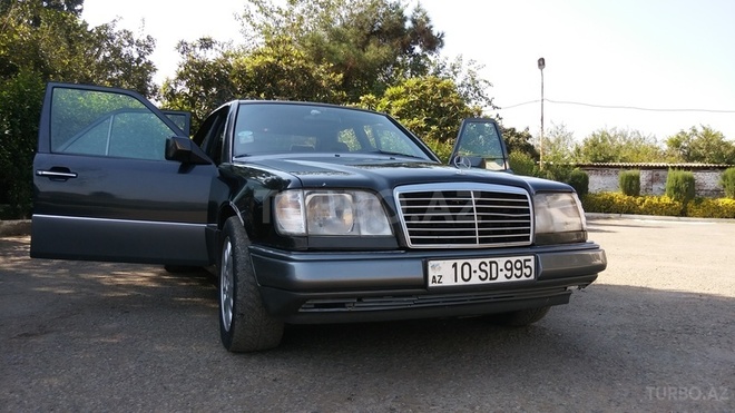 Mercedes E 220 1994, 380,000 km - 2.2 l - Cəlilabad