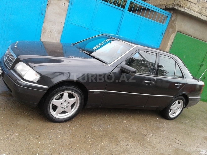 Mercedes C 180 1995, 337,000 km - 1.8 l - Bakı