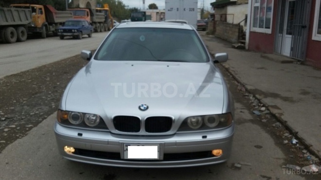 BMW 525 2002, 195,000 km - 2.5 l - Quba