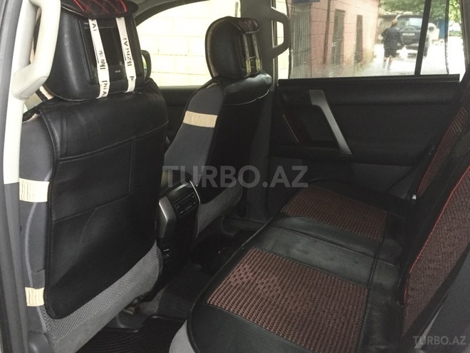 Toyota Prado 2010, 114,000 km - 2.7 l - Bakı